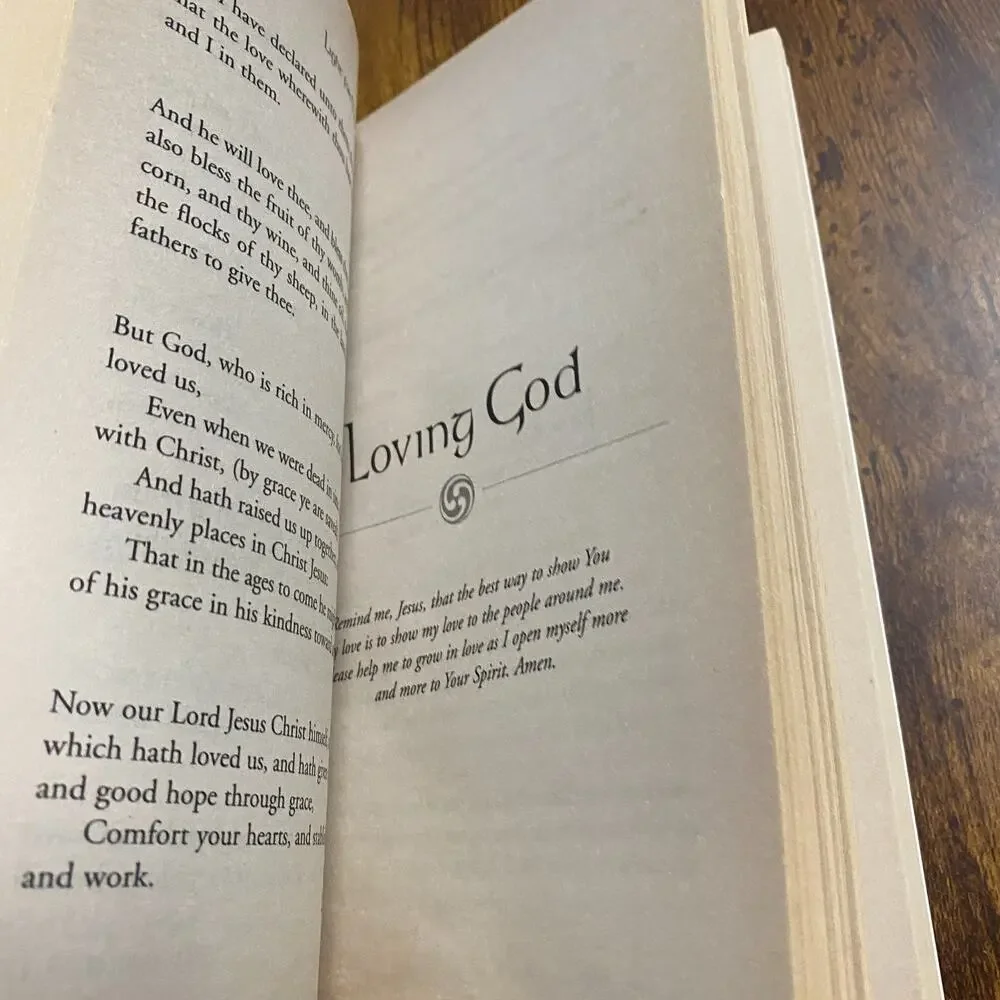 Light For My Path: Illuminating Selections From the Bible - Paperback 157748536X